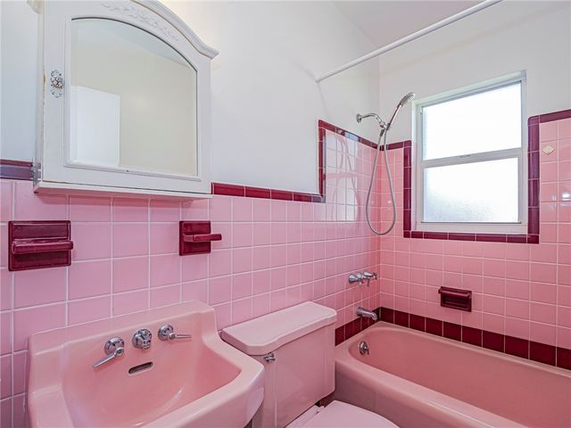 2158 Seville Avenue, Vero Beach, FL 32960