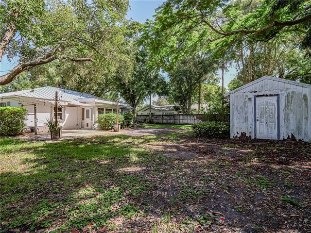 2158 Seville Avenue, Vero Beach, FL 32960