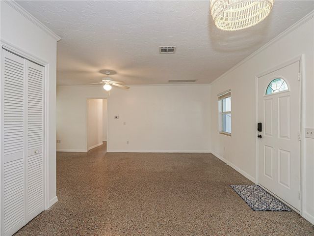 2158 Seville Avenue, Vero Beach, FL 32960