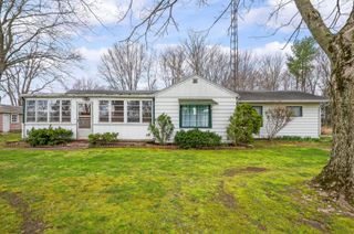 55796 92nd Avenue, Hamilton Twp, MI 49047