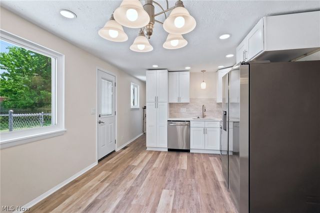 461 Augdon Drive, Elyria, OH 44035