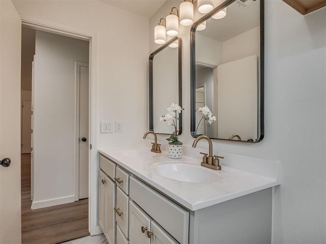 11300 Stewart Avenue, Choctaw, OK 73020