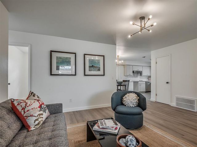 11300 Stewart Avenue, Choctaw, OK 73020