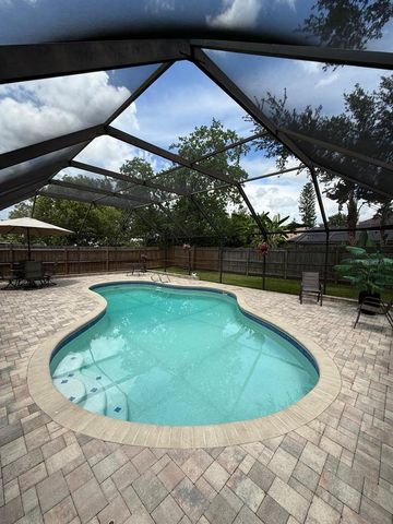 1912 FIRETHORN COURT, Brandon, FL 33511