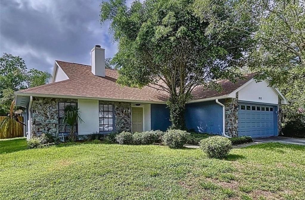 1912 FIRETHORN COURT, Brandon, FL 33511