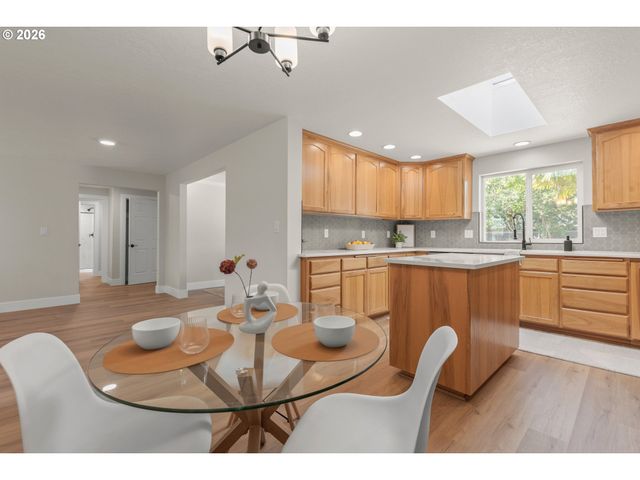 329 DEAN Ave, Eugene, OR 97404