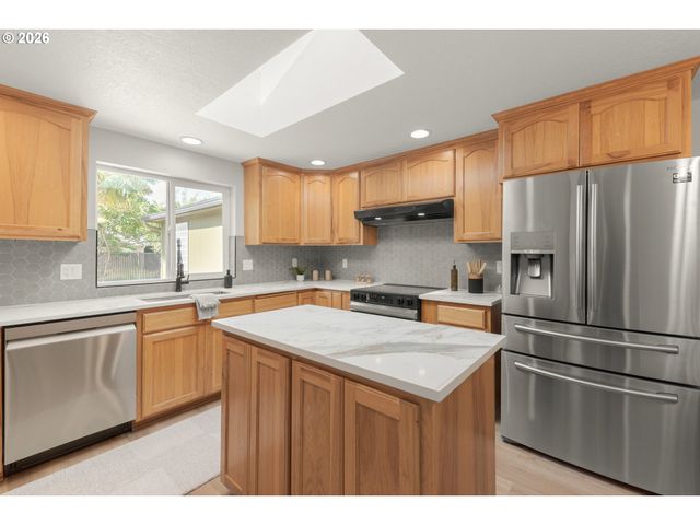329 DEAN Ave, Eugene, OR 97404