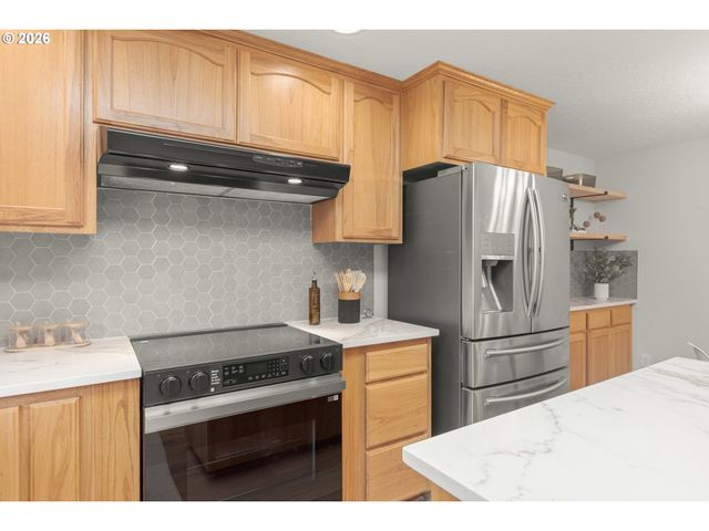 329 DEAN Ave, Eugene, OR 97404