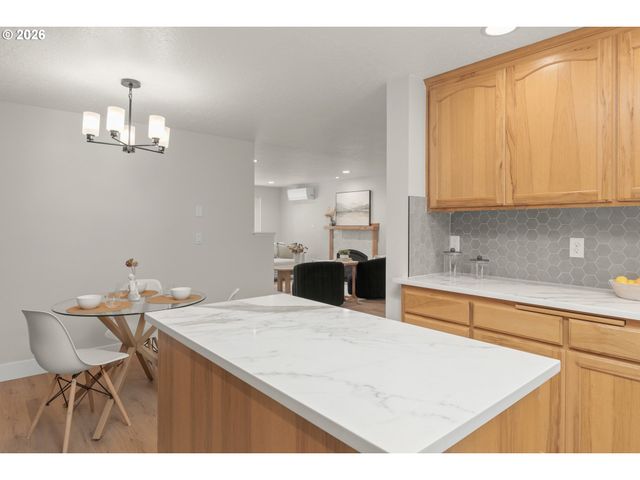 329 DEAN Ave, Eugene, OR 97404