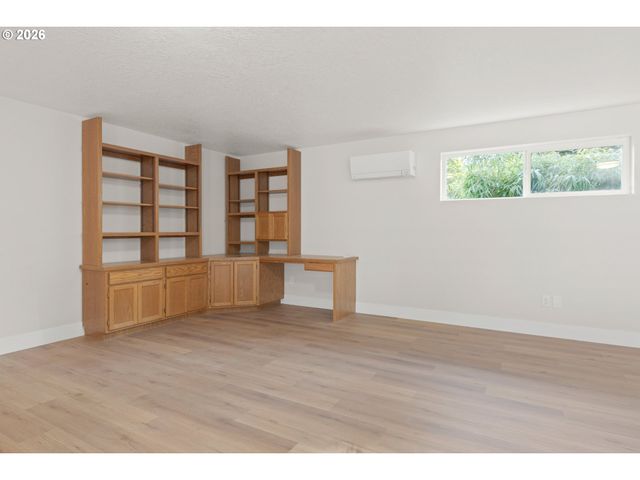 329 DEAN Ave, Eugene, OR 97404