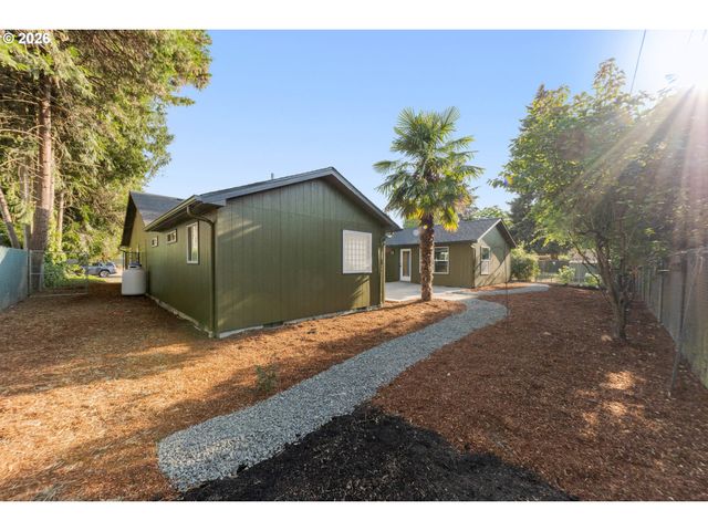 329 DEAN Ave, Eugene, OR 97404