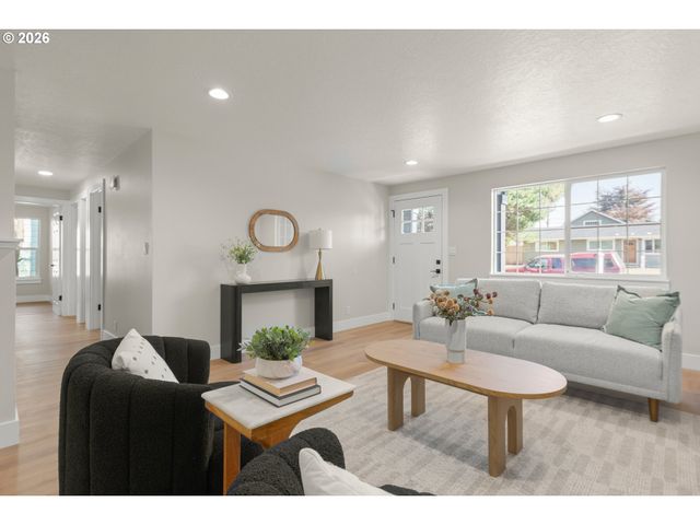 329 DEAN Ave, Eugene, OR 97404
