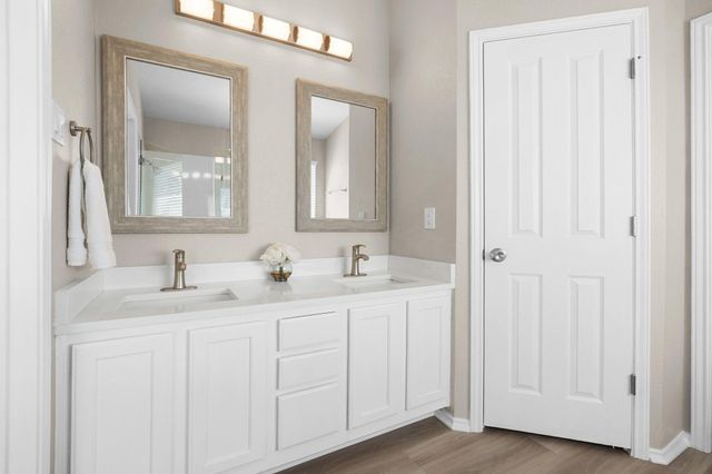 8133 Luling LN, Austin, TX 78729