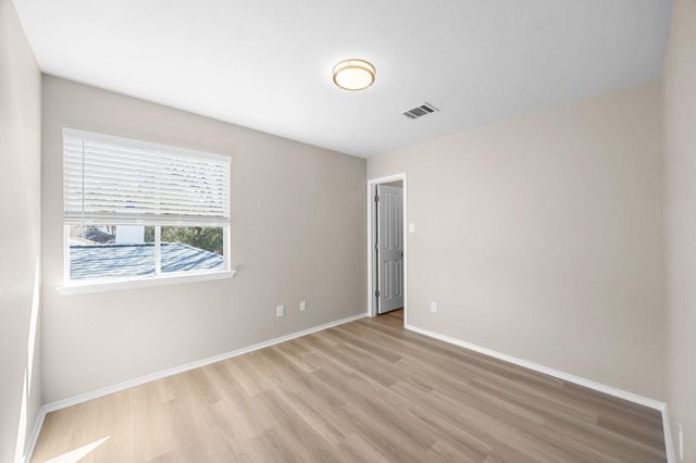 8133 Luling LN, Austin, TX 78729