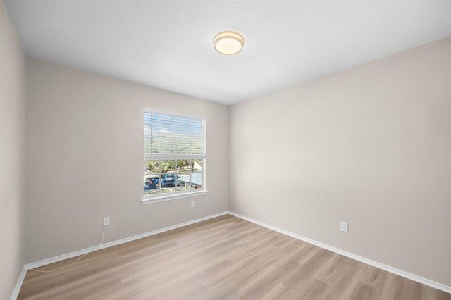 8133 Luling LN, Austin, TX 78729