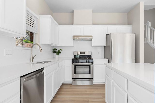 8133 Luling LN, Austin, TX 78729