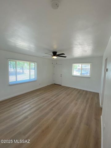 4541 E 18th Street, Tucson, AZ 85711