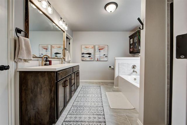 16121 Drywater Drive, Oklahoma City, OK 73170