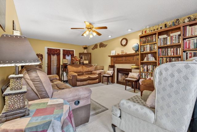 1009 Fillmore Ct, Clarksville, TN 37042