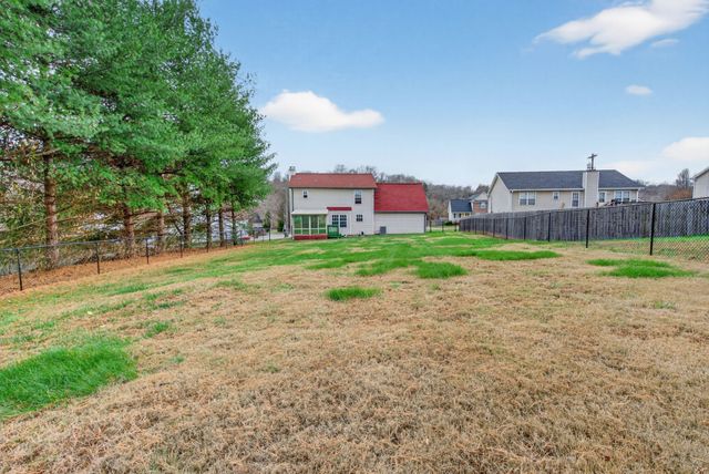 1009 Fillmore Ct, Clarksville, TN 37042