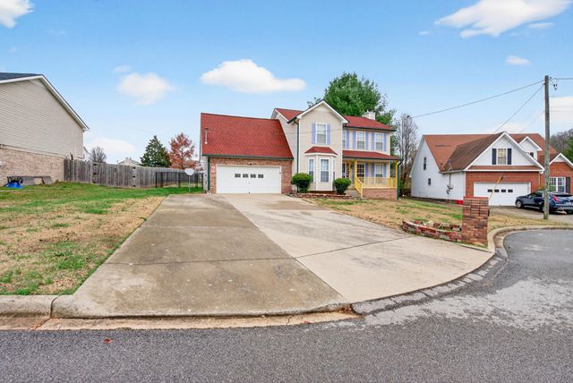 1009 Fillmore Ct, Clarksville, TN 37042