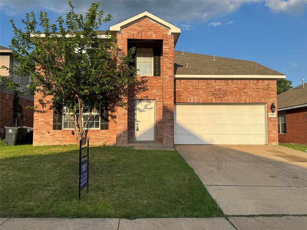 7305 Marsland Lane, Arlington, TX 76001 — exterior