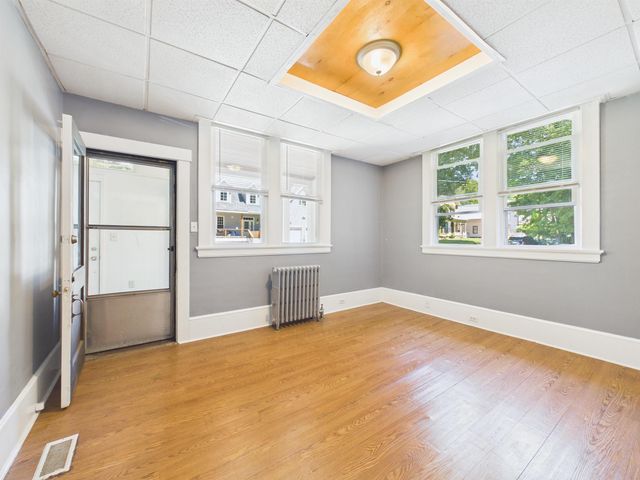 77 High Street, Hinsdale, NH 03451