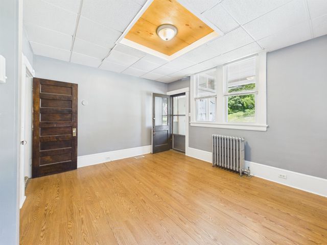 77 High Street, Hinsdale, NH 03451