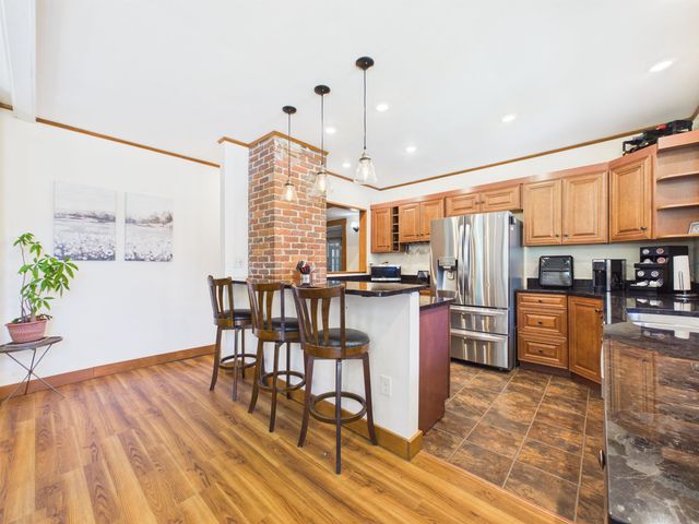 77 High Street, Hinsdale, NH 03451
