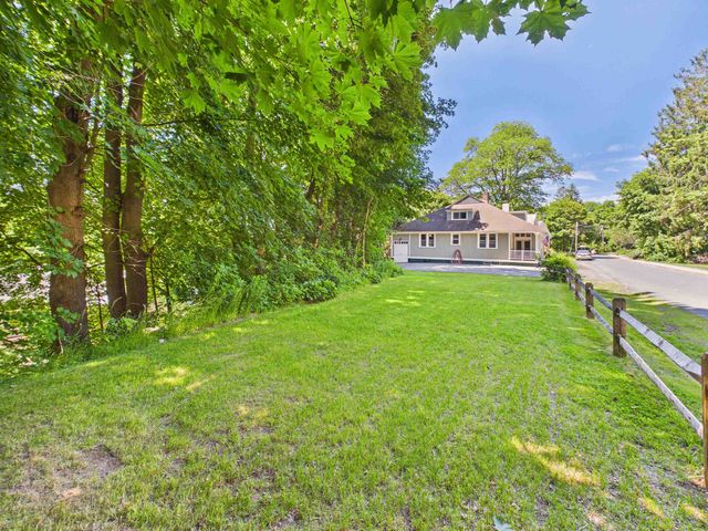 77 High Street, Hinsdale, NH 03451