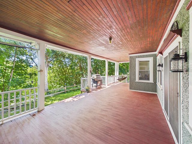 77 High Street, Hinsdale, NH 03451