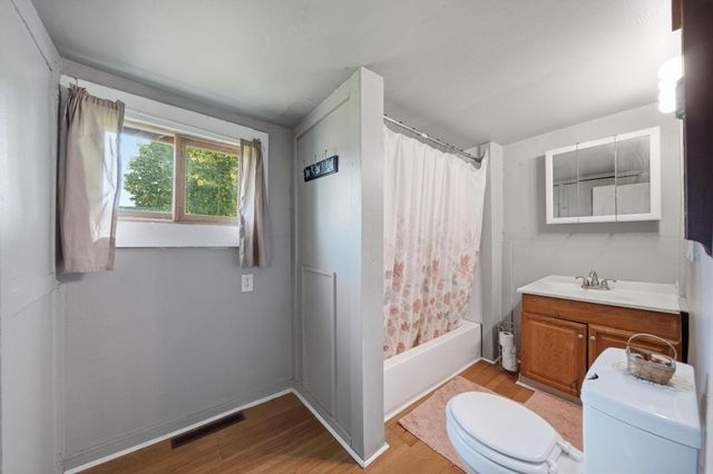 118 E Chestnut Street, Morenci City, MI 49256