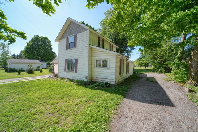 118 E Chestnut Street, Morenci City, MI 49256