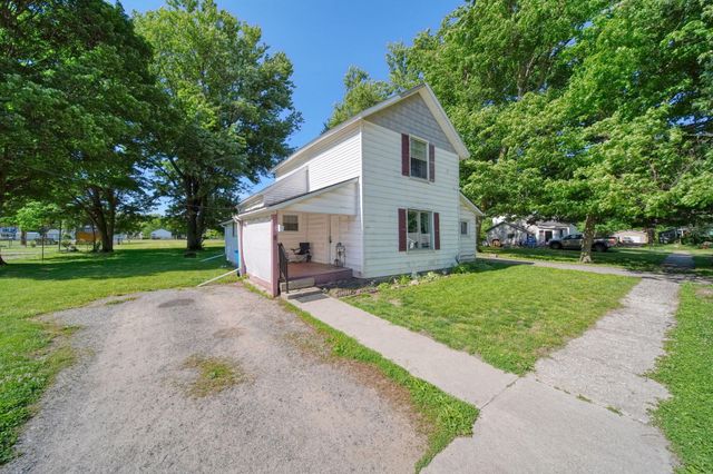 118 E Chestnut Street, Morenci City, MI 49256