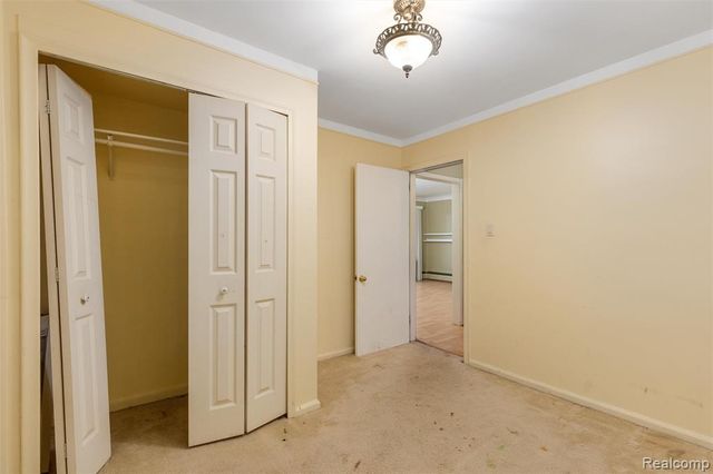 19325 Brentwood Street, Livonia, MI 48152