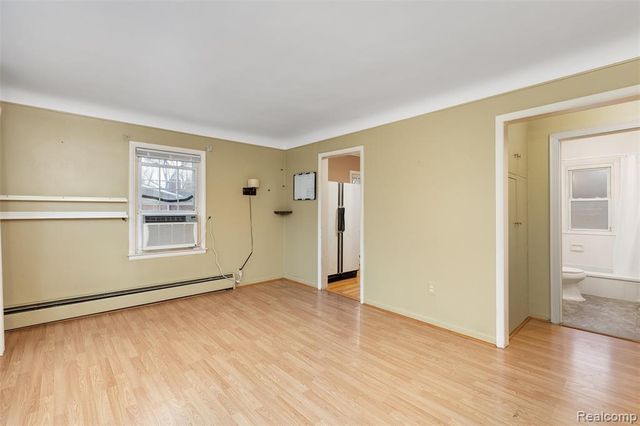 19325 Brentwood Street, Livonia, MI 48152