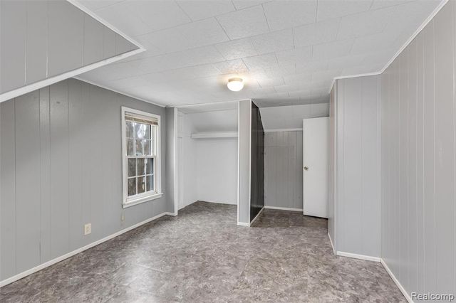 19325 Brentwood Street, Livonia, MI 48152