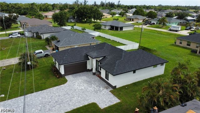 474 NE 2nd PL, Cape Coral, FL 33909