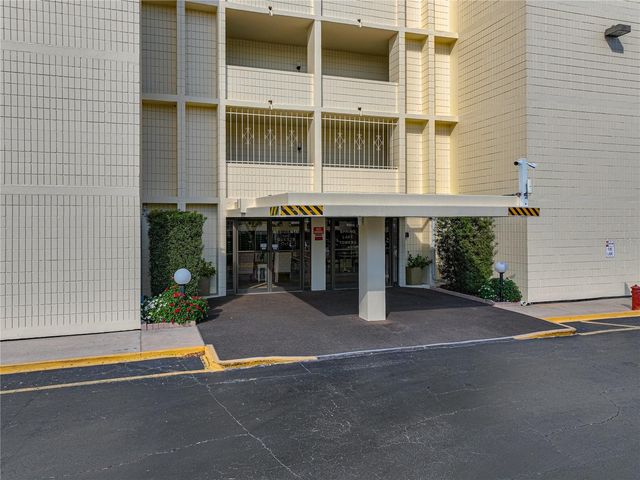 700 MIRROR TERRACE NW 705, Winter Haven, FL 33881