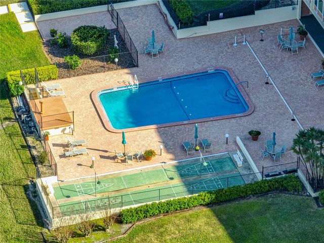 700 MIRROR TERRACE NW 705, Winter Haven, FL 33881