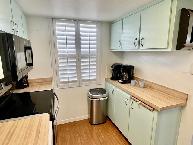700 MIRROR TERRACE NW 705, Winter Haven, FL 33881