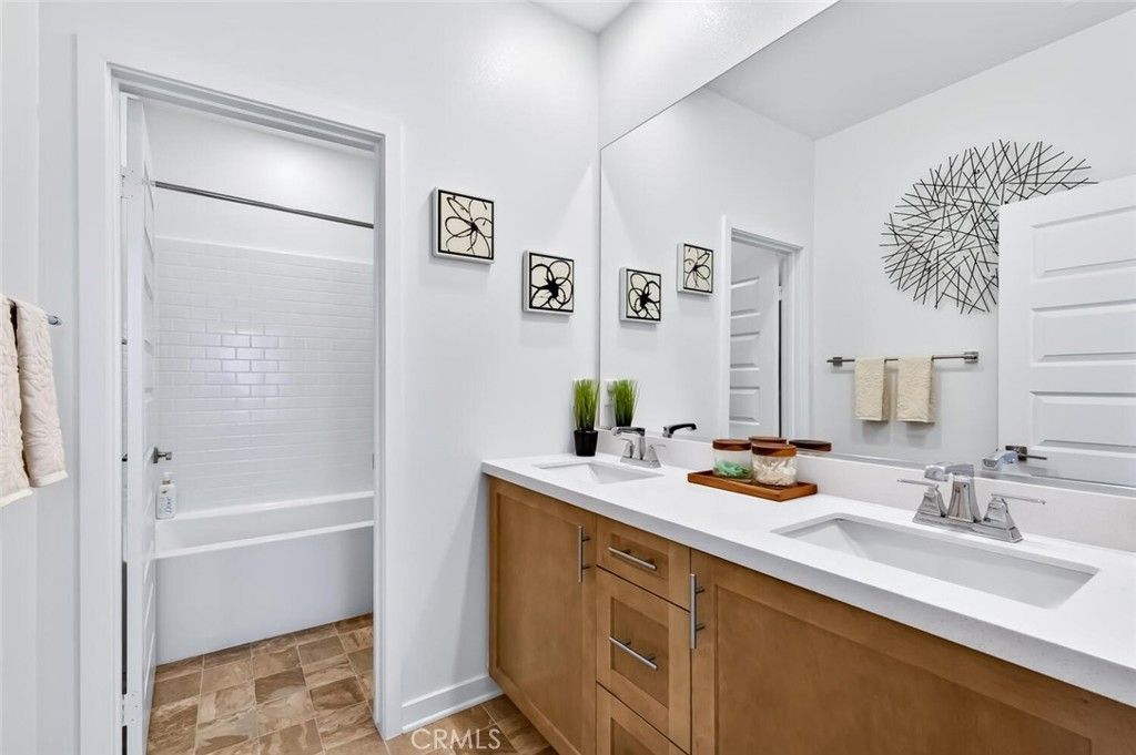 Image 35 of property listing at 1306 Roots Way, Rancho Mission Viejo, CA 92694