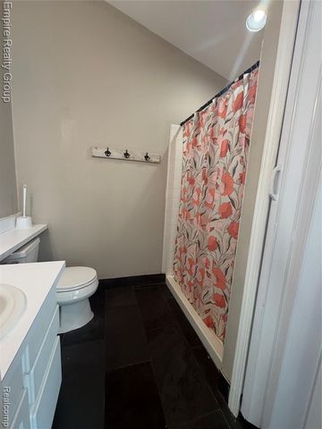 590 Thornhill Court, Belleville, MI 48111