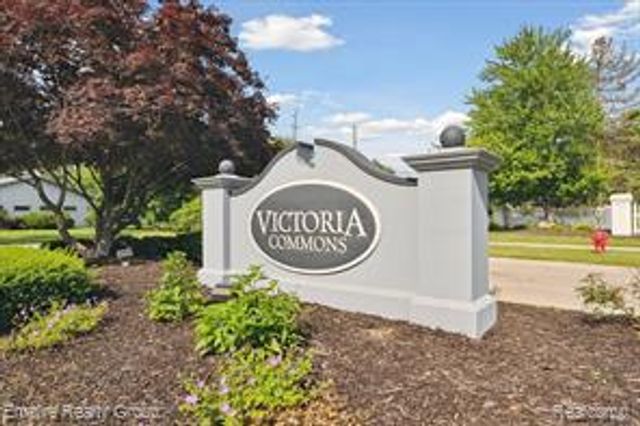590 Thornhill Court, Belleville, MI 48111