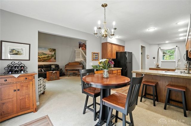 821 Cobblestone Drive, Troy, OH 45373