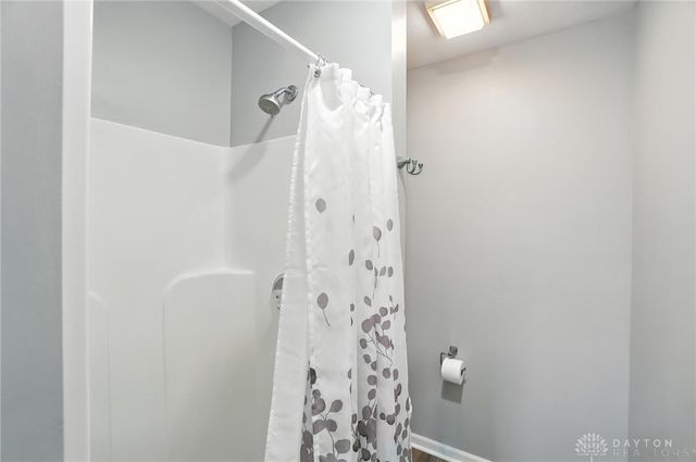 821 Cobblestone Drive, Troy, OH 45373