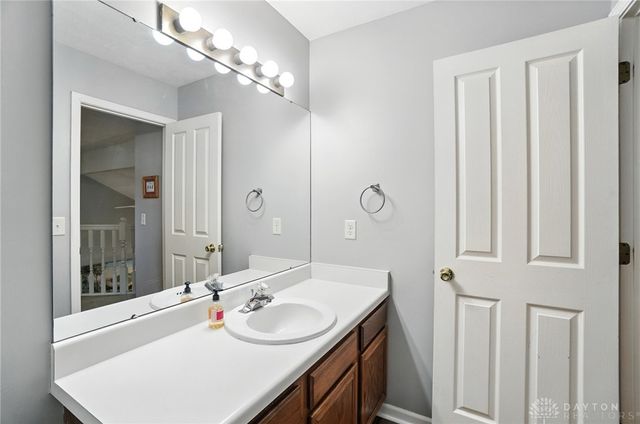 821 Cobblestone Drive, Troy, OH 45373