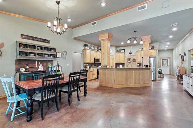 45 Halliburton Drive, Bells, TX 75414