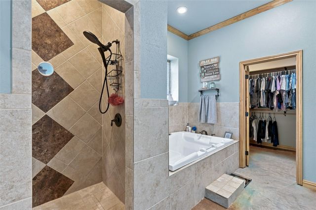 45 Halliburton Drive, Bells, TX 75414