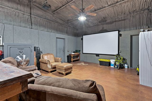 45 Halliburton Drive, Bells, TX 75414